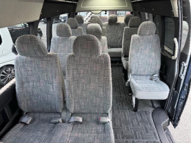 TOYOTA HIACE image 7