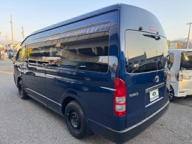 TOYOTA HIACE image 12
