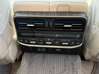 Toyota Land cruiser image 12
