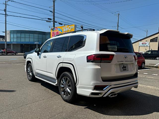 Toyota Land cruiser image 7