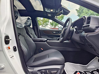 Toyota Crown image 11