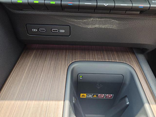 Toyota Crown image 20