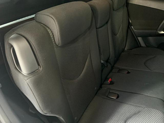 Toyota RAV4 image 19