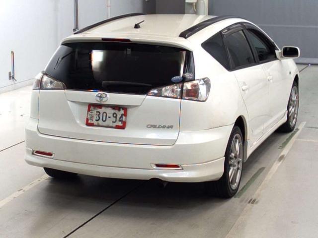 Toyota Caldina image 9