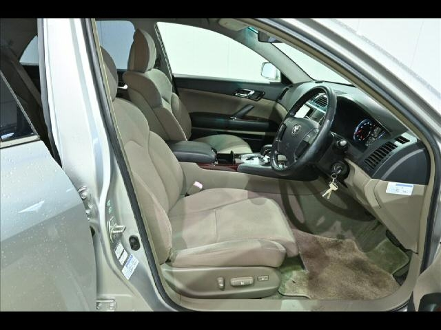 Toyota Mark X image 4