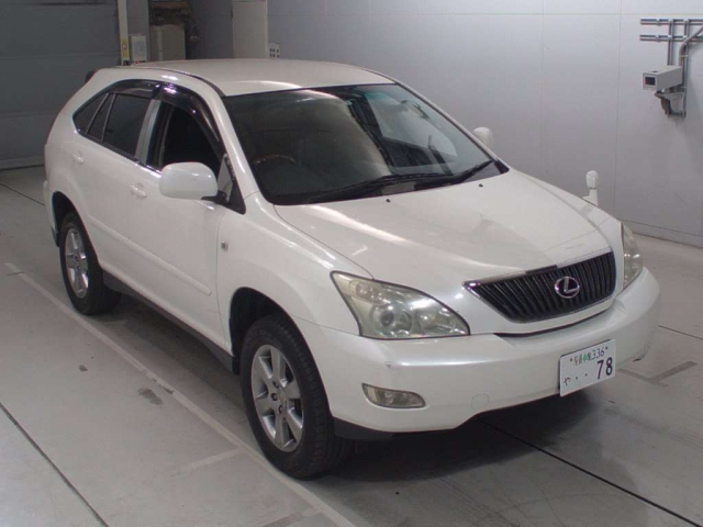 Toyota Lexus Harrier