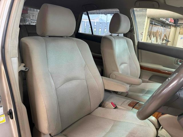 TOYOTA HARRIER image 4