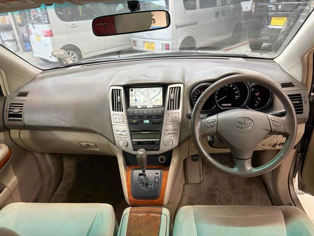 TOYOTA HARRIER image 3