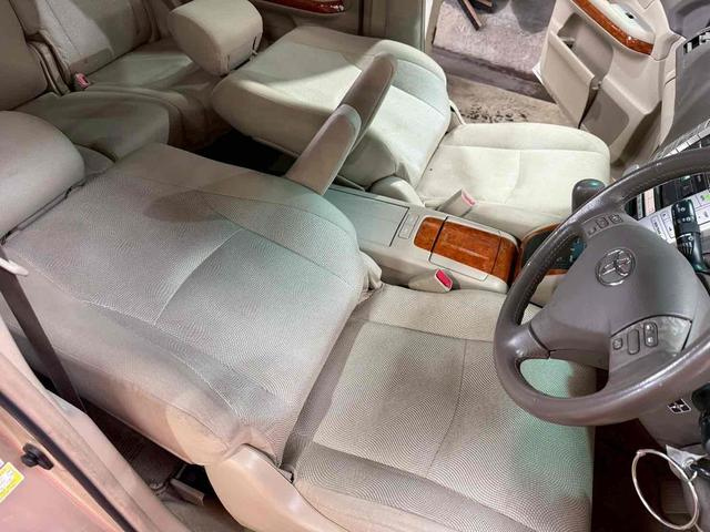 TOYOTA HARRIER image 5