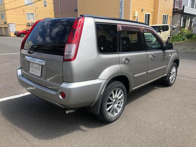 NISSAN XTRAIL image 2