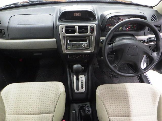 MITSUBISHI PAJERO IO image 3